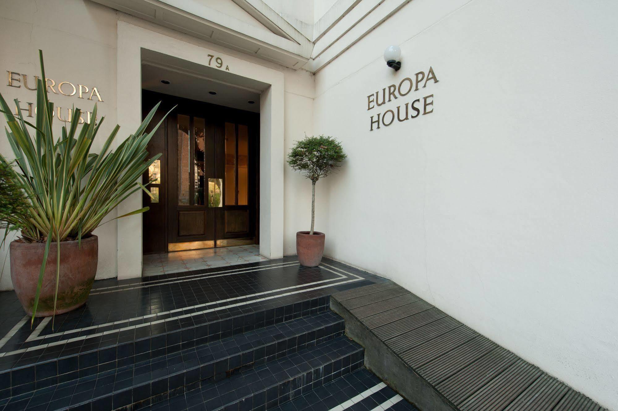 Europa House Apartments Londres Extérieur photo